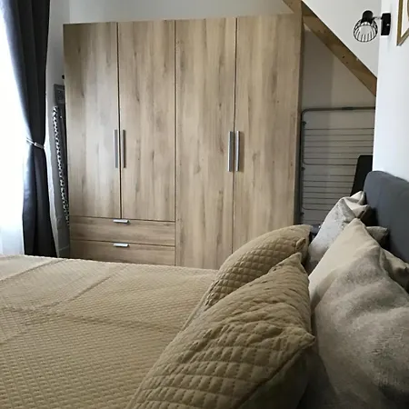 Sous Les Etoiles Pour 6 Personnes