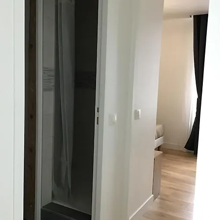 Sous Les Etoiles Pour 6 Personnes * سانت-نيكتير